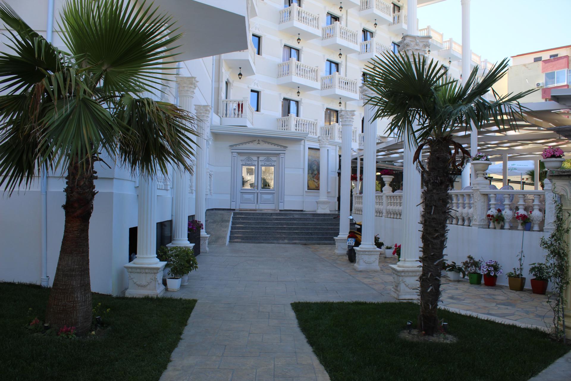 Hotel Onufri - Albania