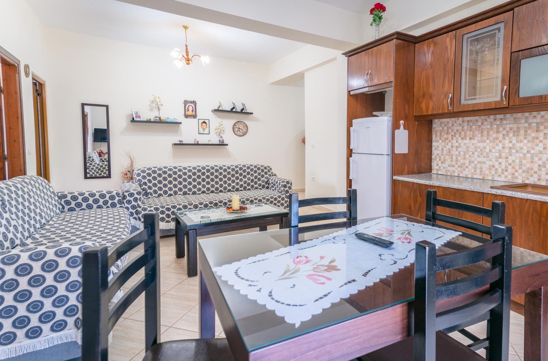 Vila Ari (ex. Apartamenty Hotelu Drilon) - Albania
