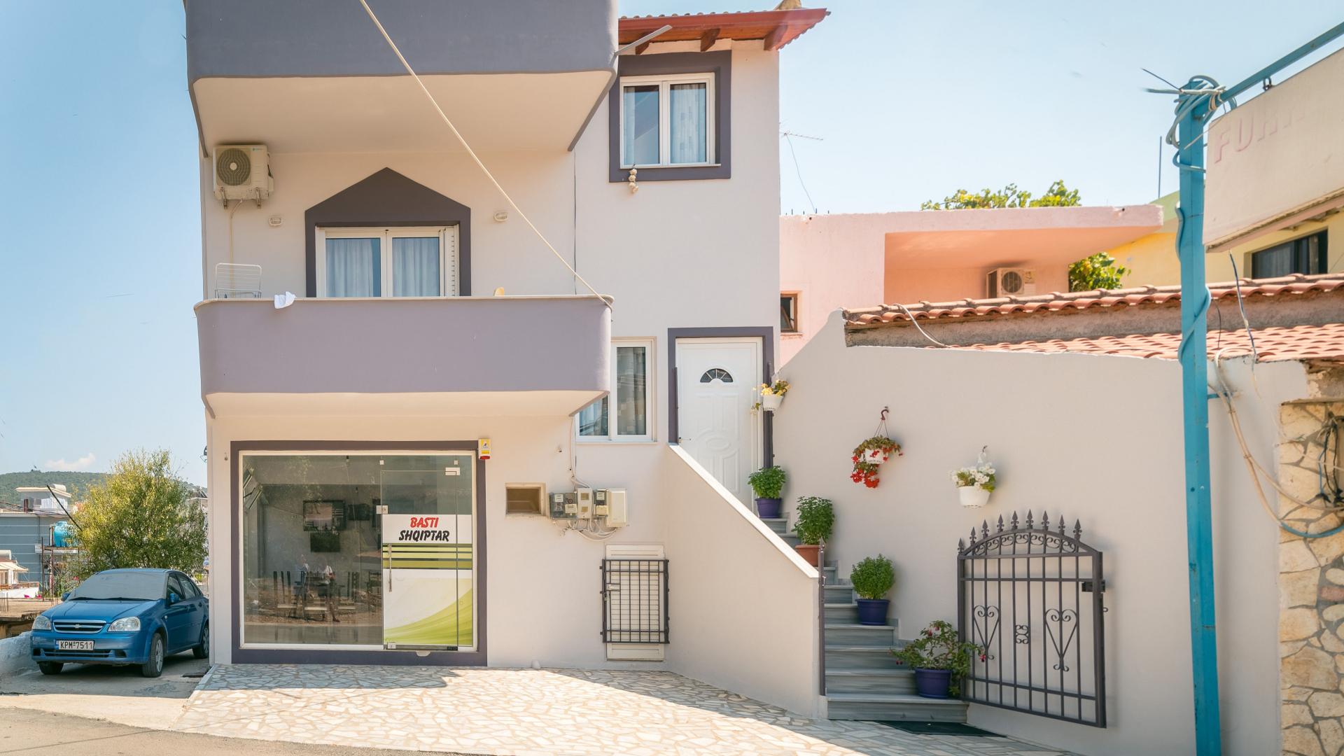 Vila Ari (ex. Apartamenty Hotelu Drilon) - Albania