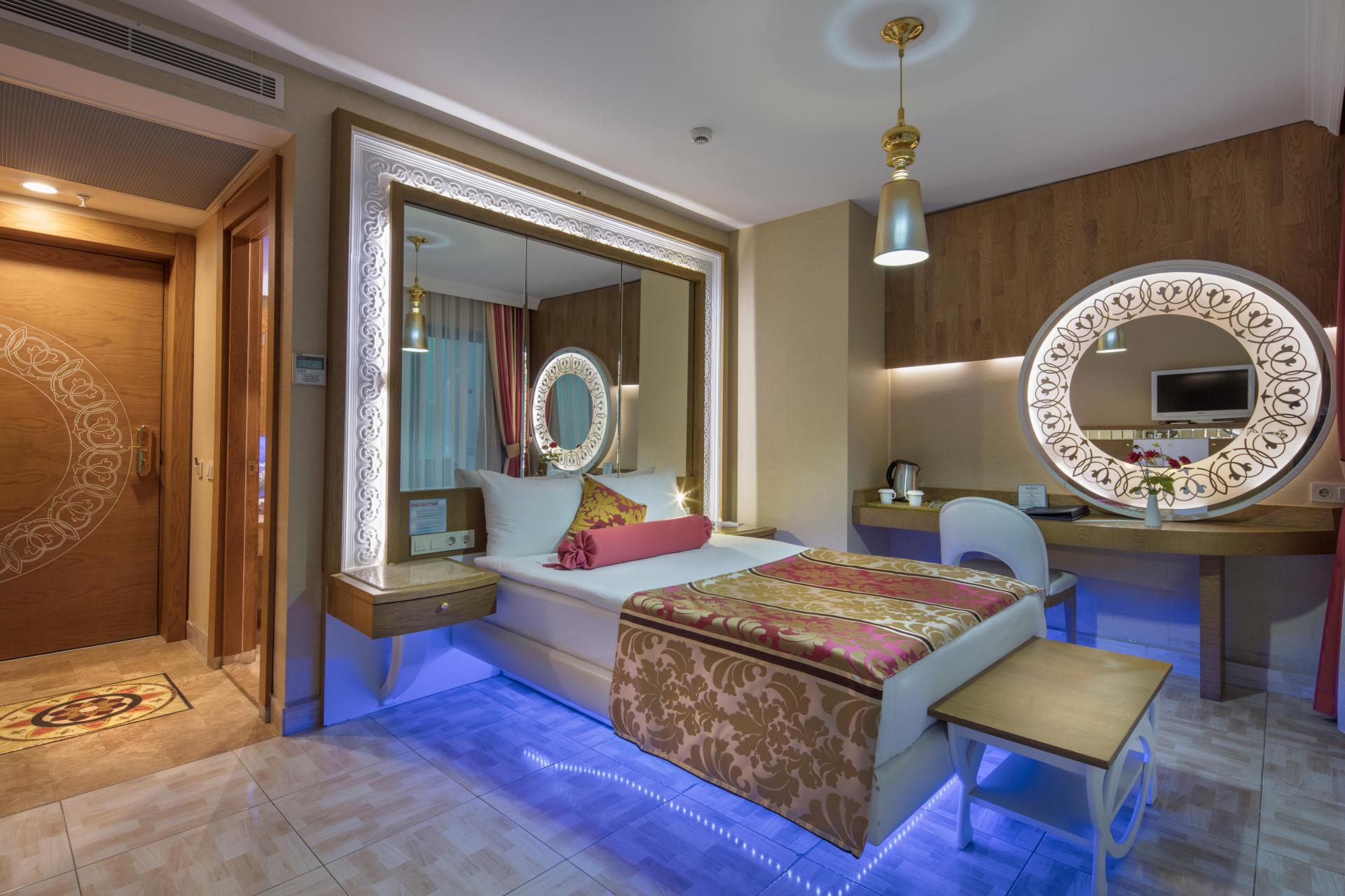 Hotel Granada Luxury Okurcalar - Turcja