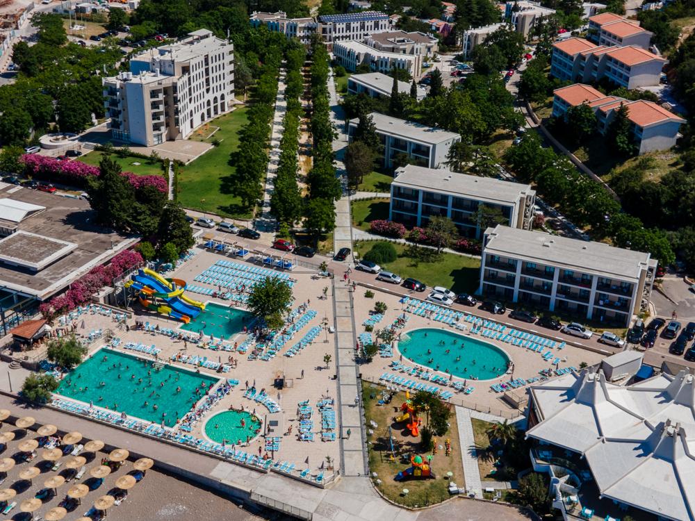 Pearl Beach Resort - Czarnogóra