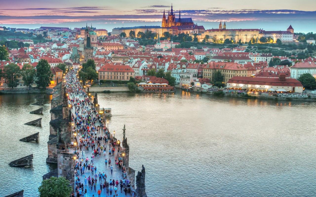 Romantyczna Praga- zimowy spacer - Czechy