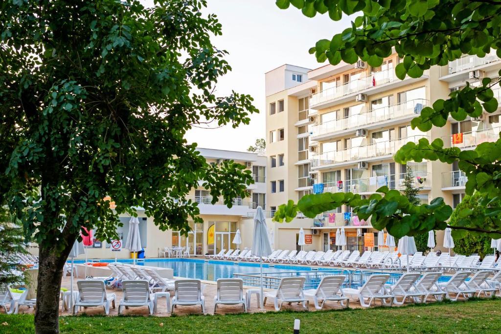 Hotel Garden Nevis - Bułgaria