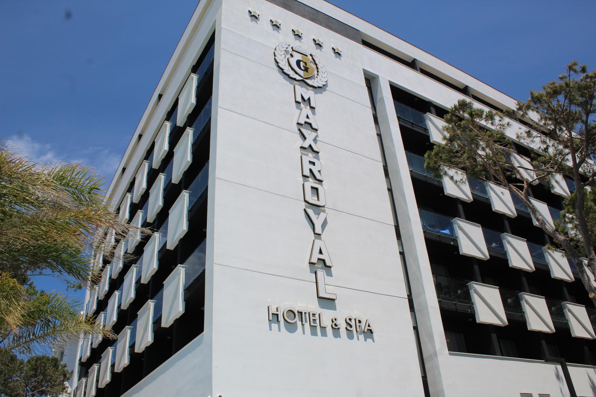 Hotel Max Royal G (PKT) - Albania