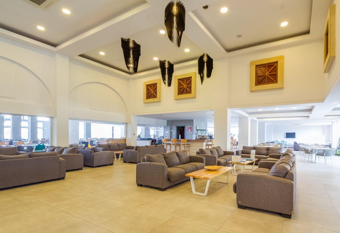 Panthea Holiday Village - Cypr