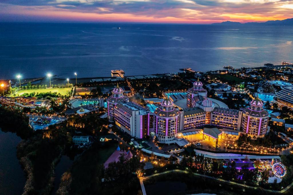 Hotel Delphin BE Grand Resort - Turcja