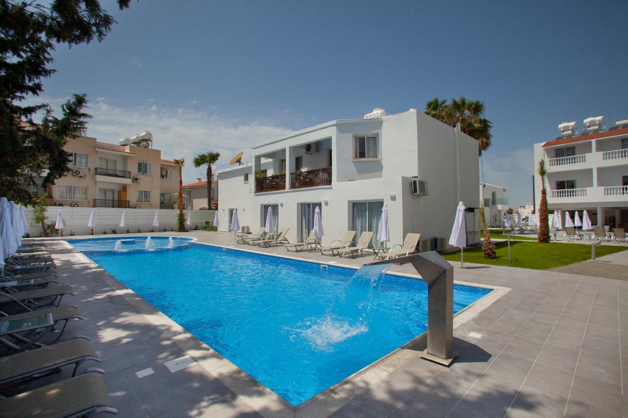 Princessa Vera Hotel Apartments - Cypr