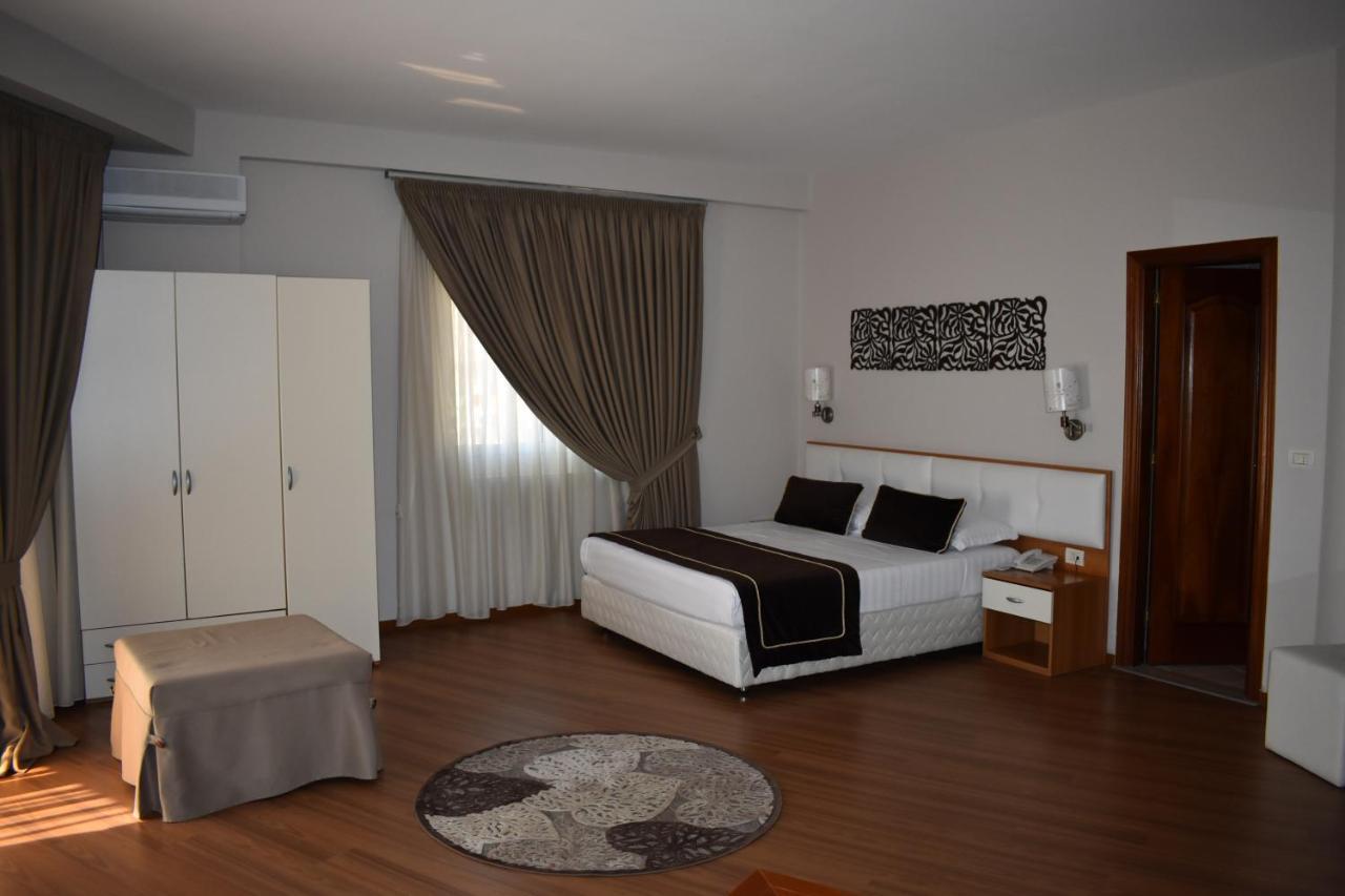 Hotel Arvi (PKT) - Albania