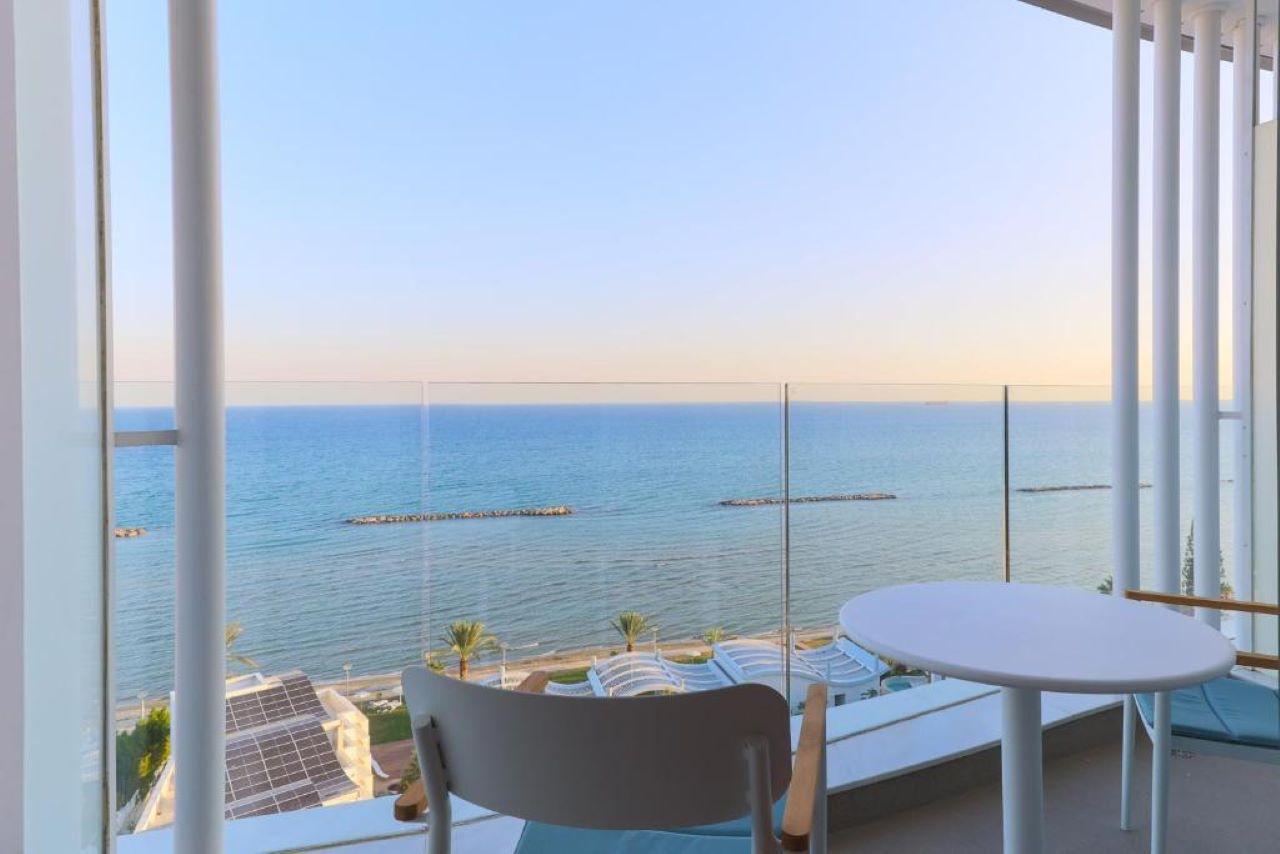Hotel Radisson Beach - Cypr