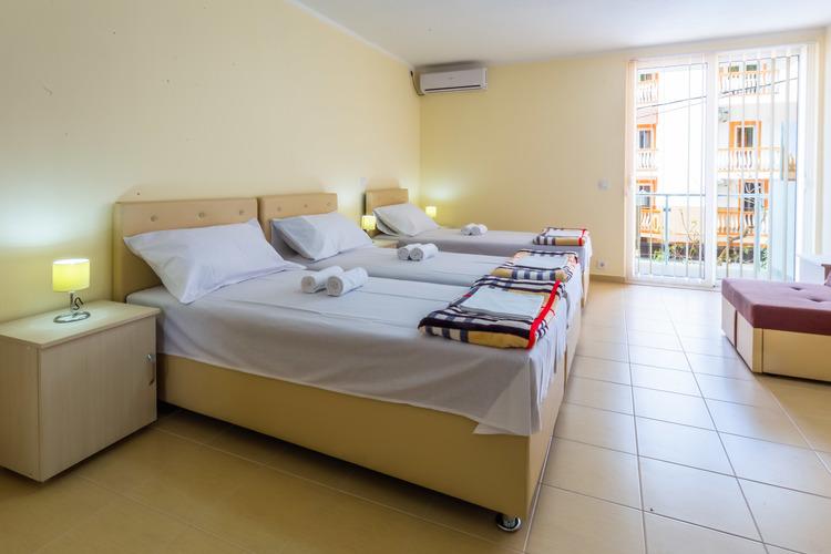 Hotel Pharos Apartments (PKT) - Czarnogóra