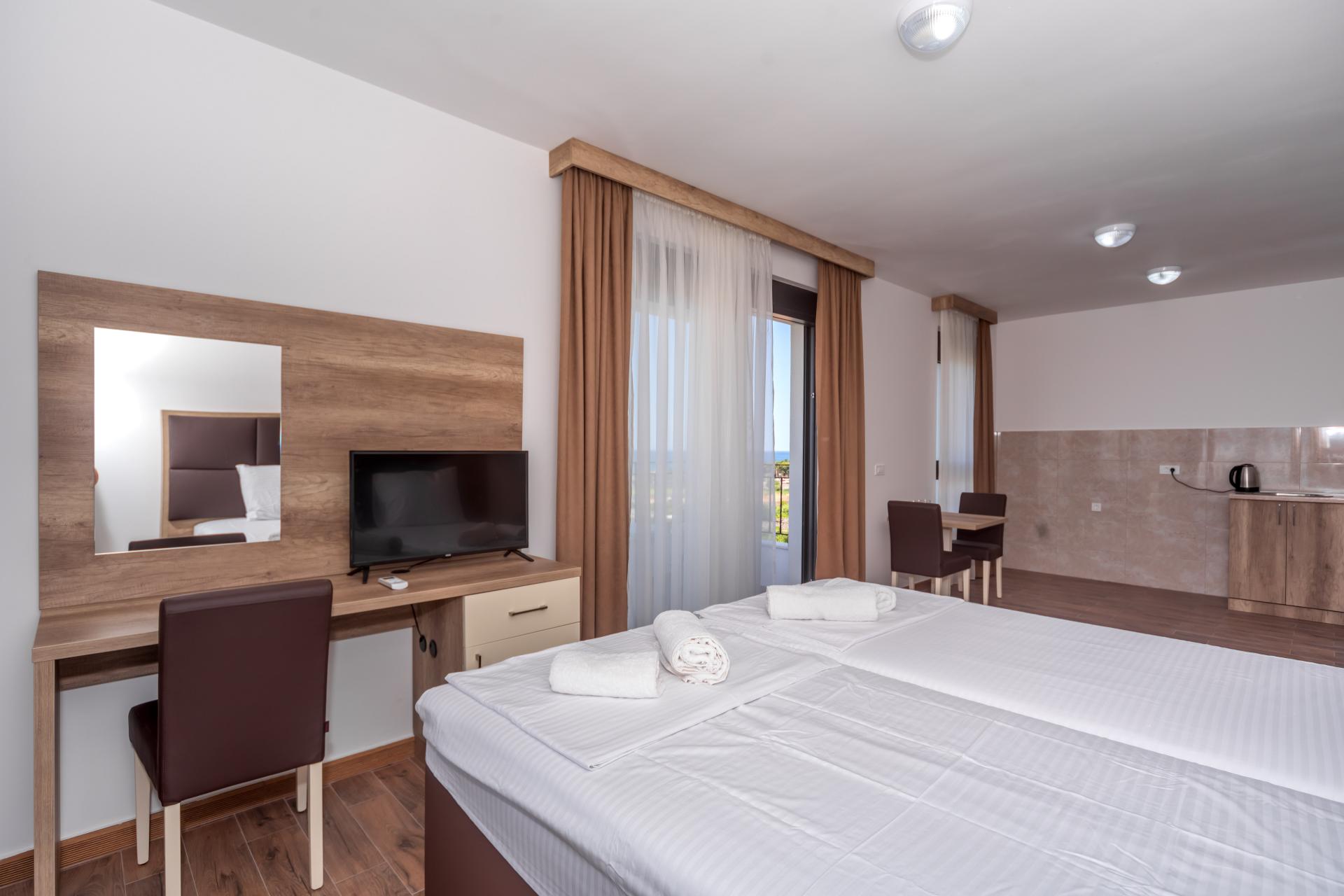 Hotel Pharos Apartments (PKT) - Czarnogóra