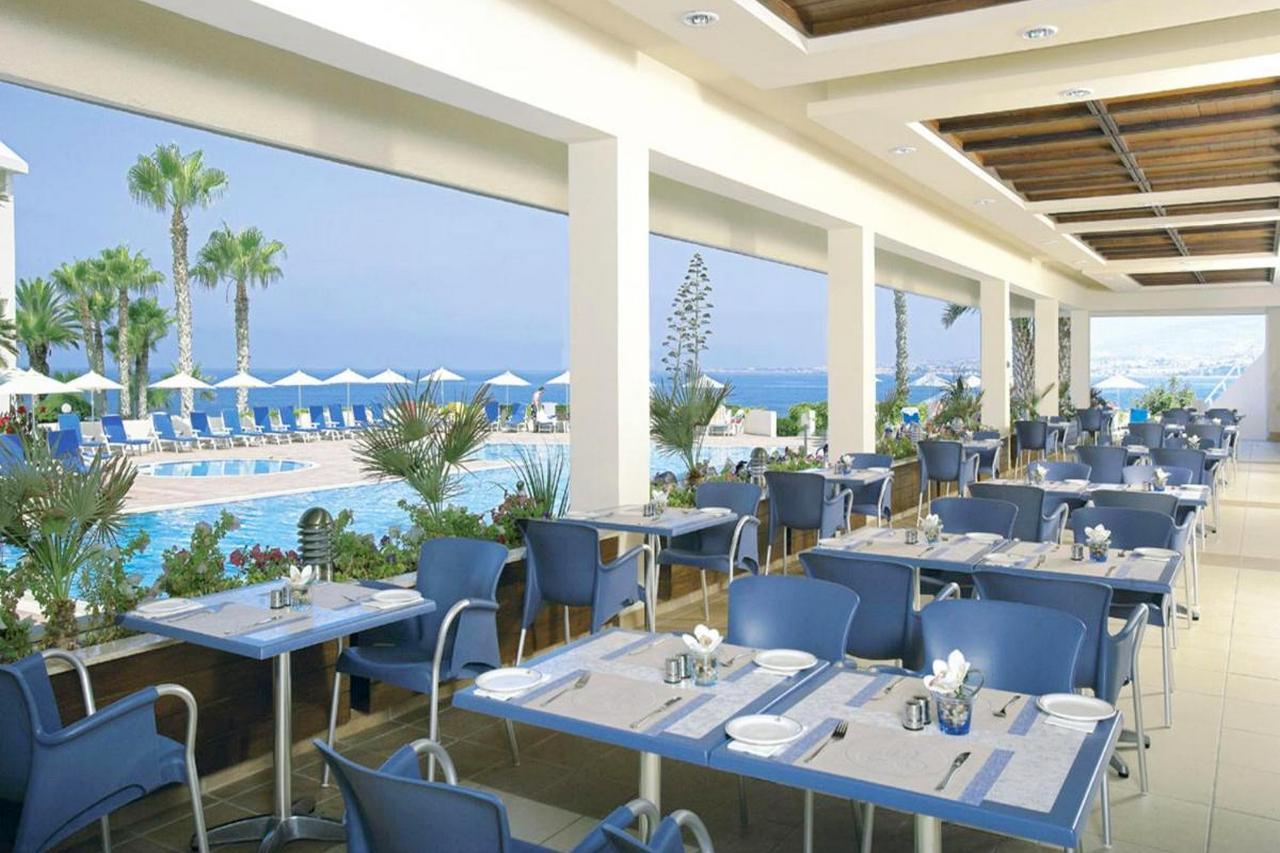 Cynthiana Beach Hotel - Cypr
