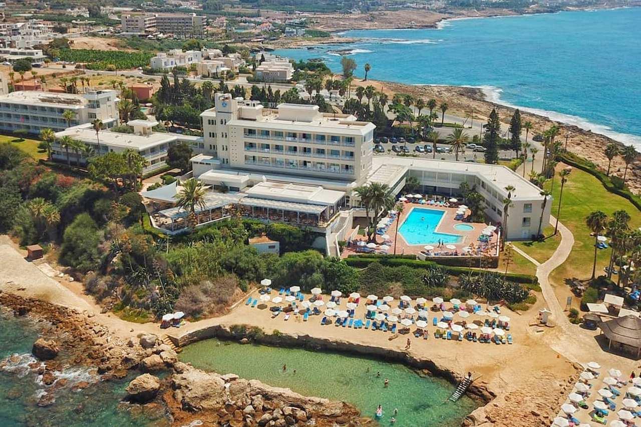 Cynthiana Beach Hotel - Cypr