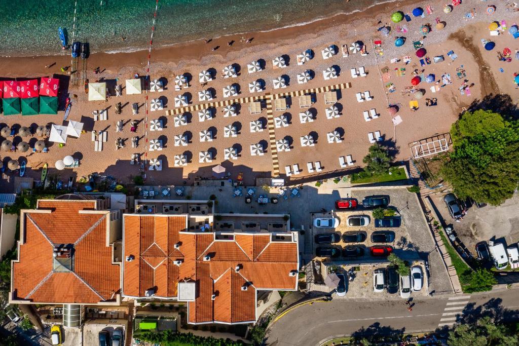 Hotel California by Aycon (PKT) - Czarnogóra