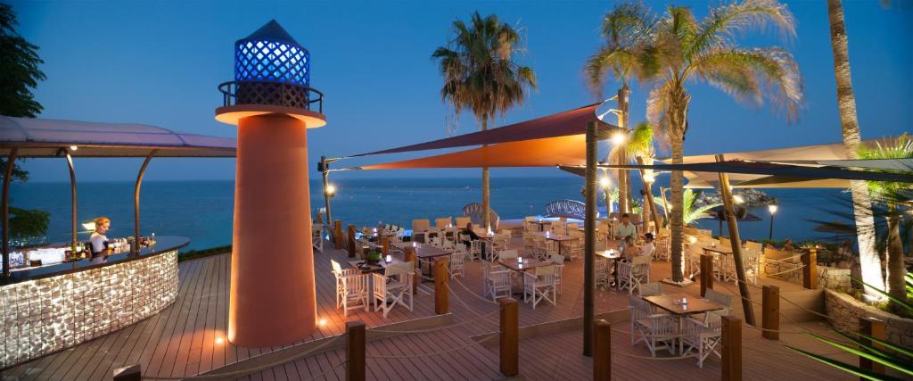 Amathus Beach Hotel Limassol - Cypr