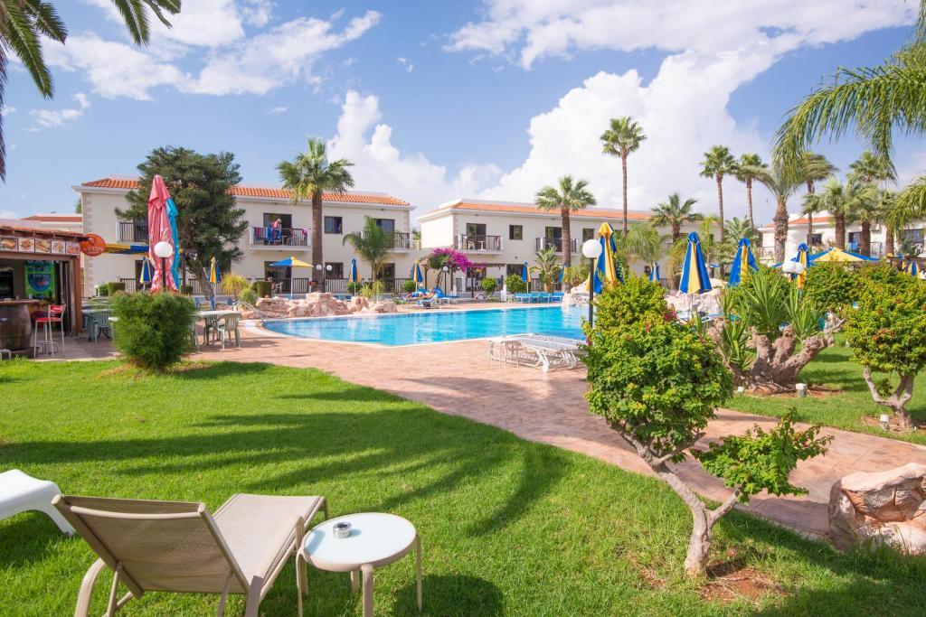 Loutsiana Hotel Apartments - Cypr