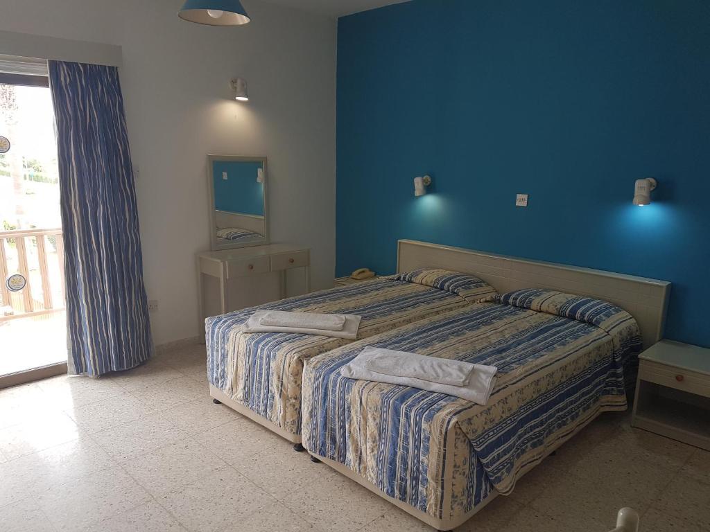 Cosmelenia Hotel Aprts - Cypr