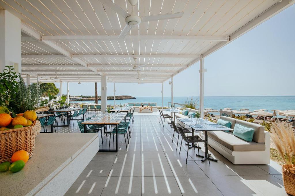 Nissi Beach Resort - Cypr