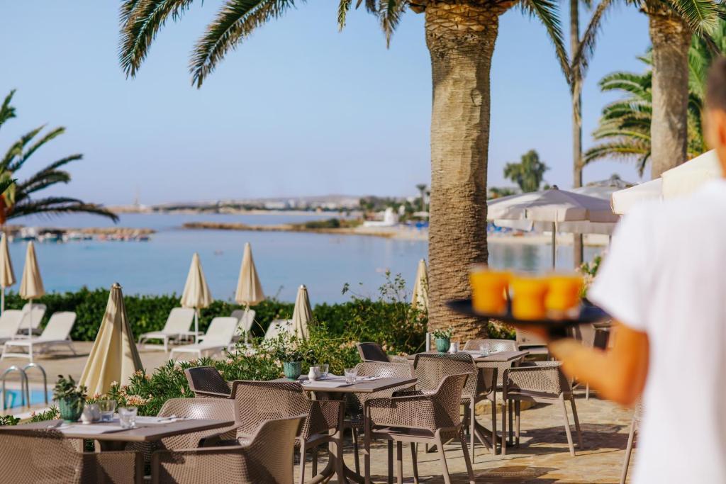 Nissi Beach Resort - Cypr