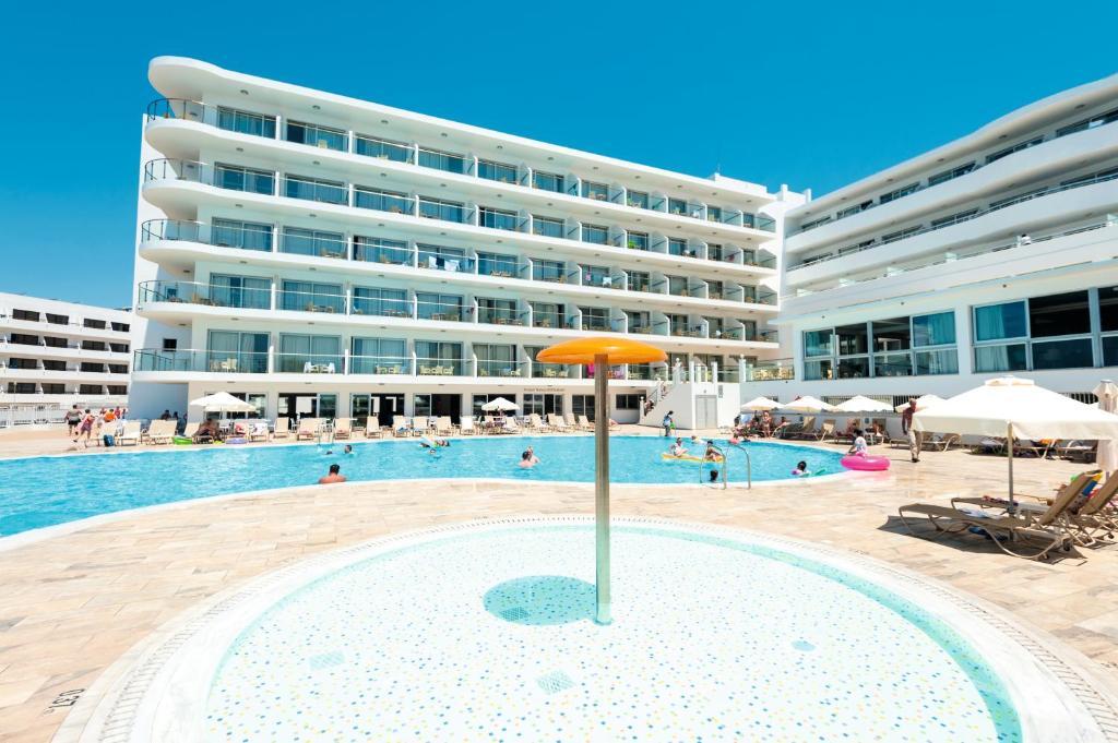 Tofinis Hotel - Cypr