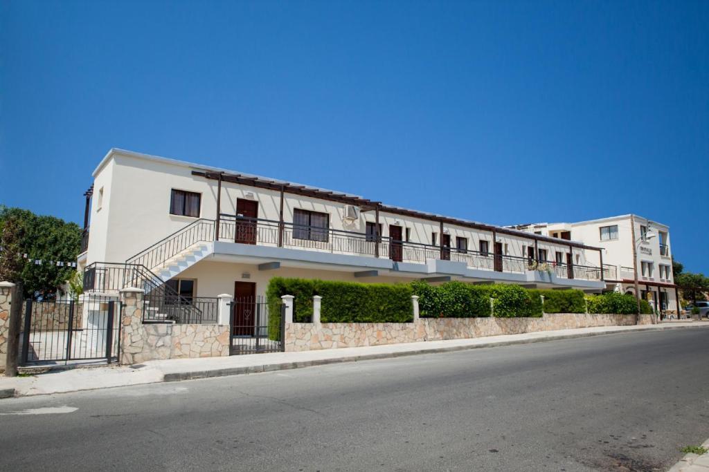 Crystallo Apartments - Cypr