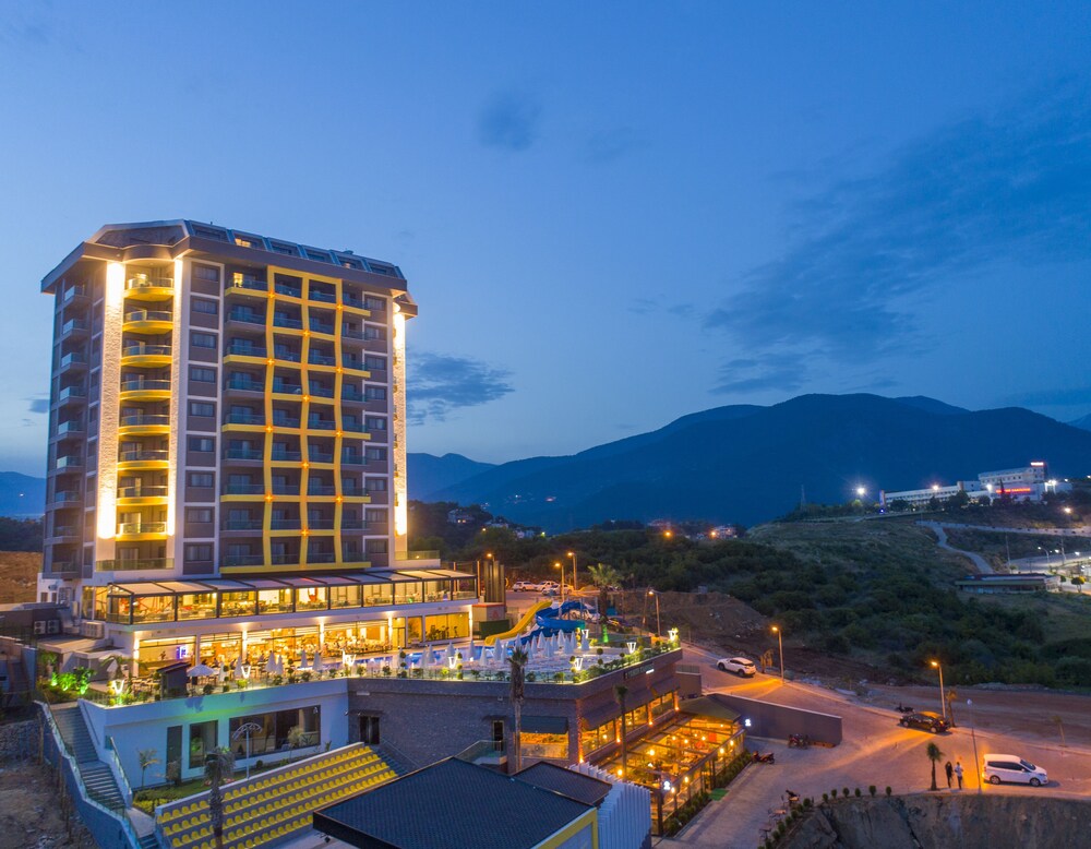 Hotel Campus Hill - Turcja