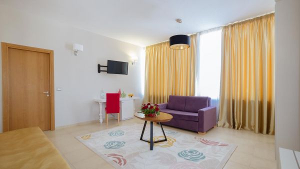 Hotel Sun - Albania