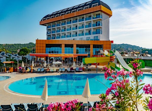 Hotel Throne Beach Resort & SPA - Turcja