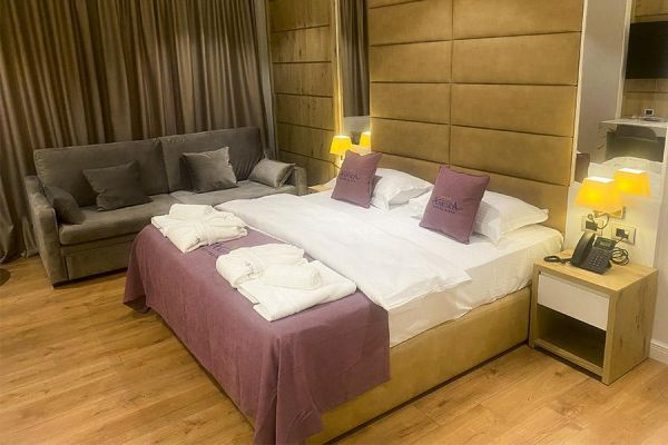 Hotel Amfora - Rego Food Friends - Albania