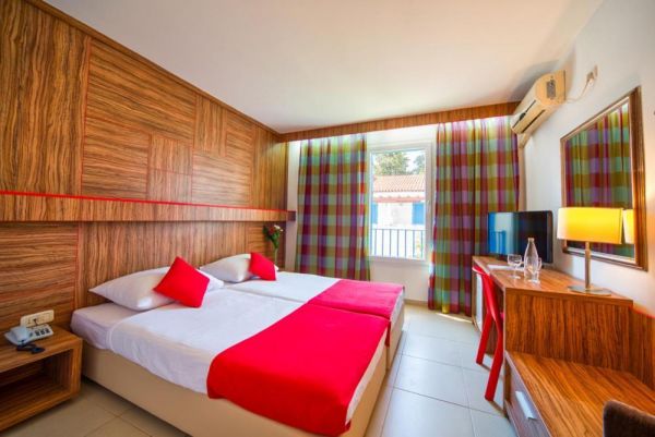 Hotel Slovenska Plaža (PKT) - Czarnogóra