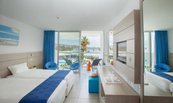 Limanaki Beach Hotel - Cypr