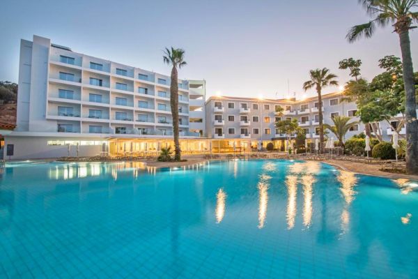 Narcissos Hotel & Waterpark - Cypr