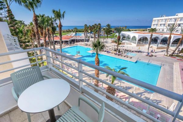 Hotel Louis Phaethon Beach - Cypr