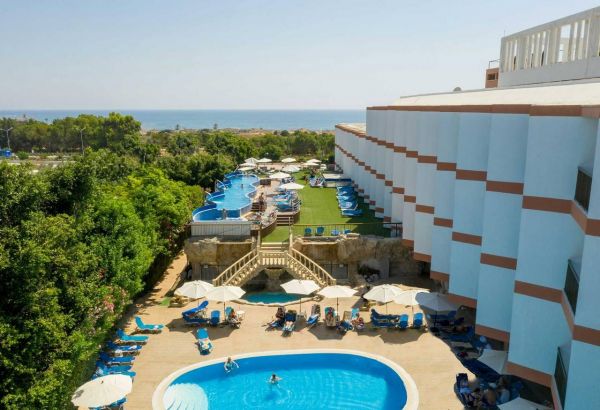 Hotel Avlida - Cypr
