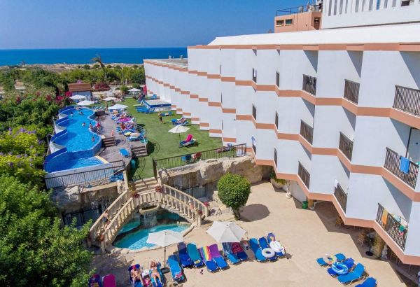 Hotel Avlida - Cypr