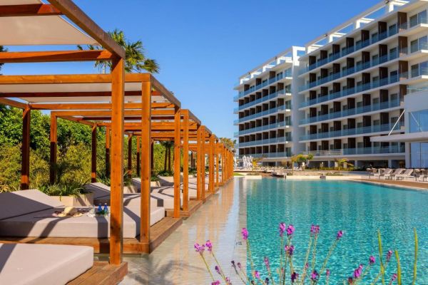 Chrysomare Beach Hotel & Resort - Cypr