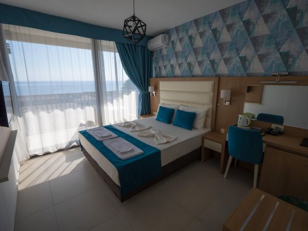 Pearl Beach Resort (PKT) - Czarnogóra