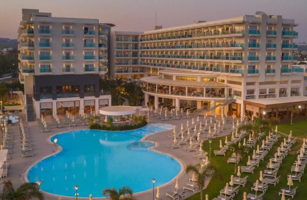 Hotel NissiBlu Beach Resort Hotel