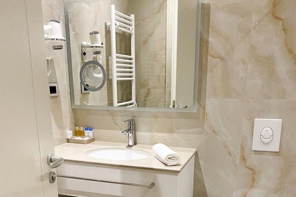 Hotel Amfora (PKT) - Albania