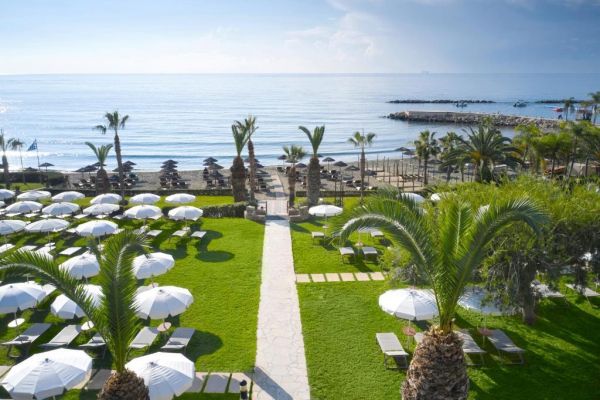 Mediterranean Beach - Cypr