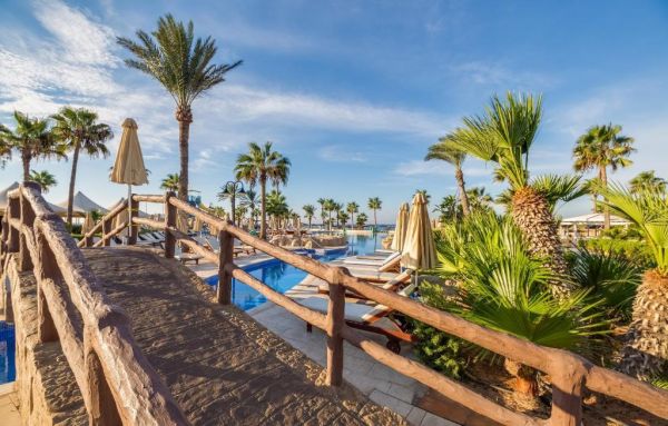 Adams Beach Hotel - Cypr