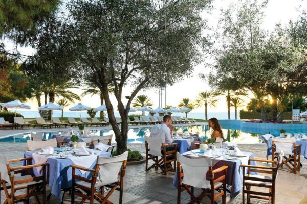 Constantinou Bros Athena Royal Beach Hotel - Cypr