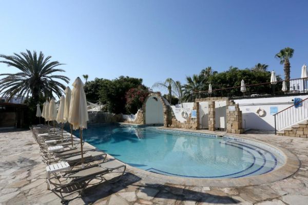 Dionysos Central Hotel - Cypr