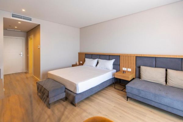 Amr Hotel (PKT) - Albania