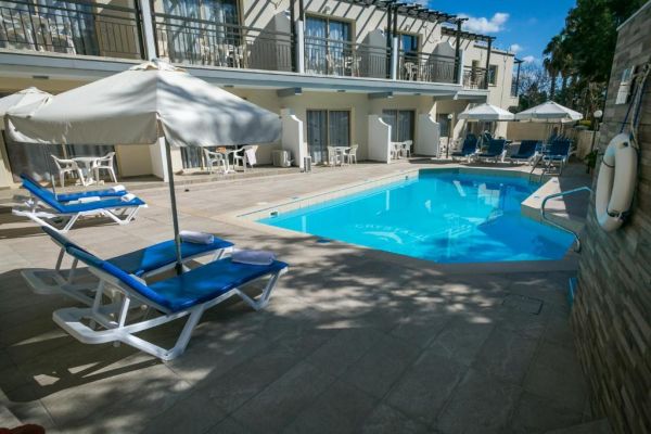 Crystallo Apartments - Cypr