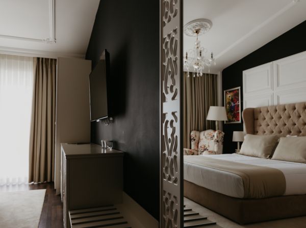 Flower Hotels & Resorts (PKT) - Albania