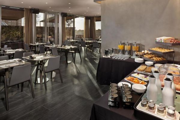 Hotel ME Milan Il Duca - Włochy