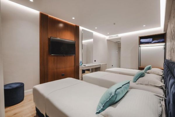 Hotel Oasis (PKT) - Albania