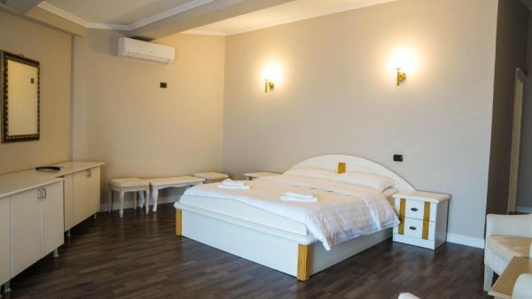 Hotel Majestic (PKT) - Albania