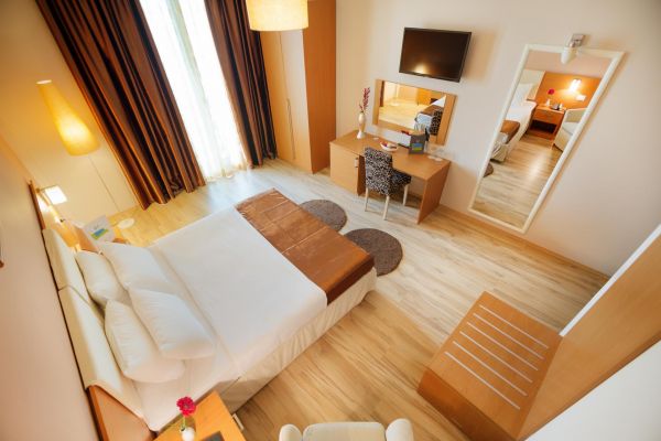 Hotel Albanian Star (PKT) - Albania